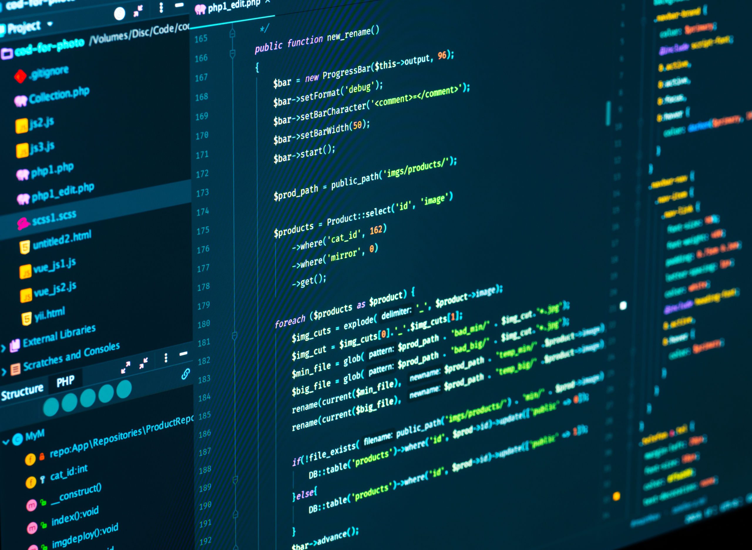Software code is. Код программирования. Php программирование. Редактор исходного кода. Код программиста.